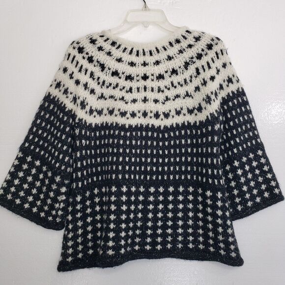 Beautiful Christopher & Banks Woman's XL Cardigan with Decorative Buttons - Picture 11 of 11